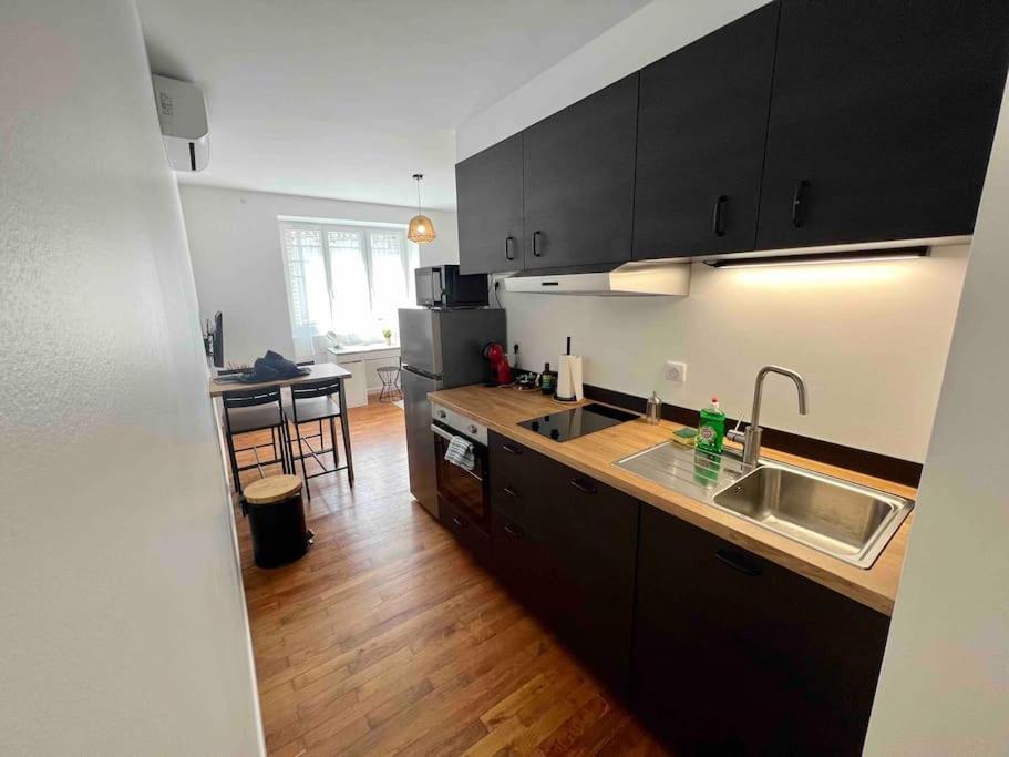 Appartement Climatise / Centre-Ville / 4 Personnes Besançon Kültér fotó